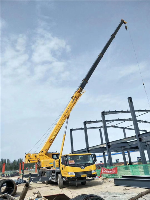 白山市超高层建筑钢结构吊装案例